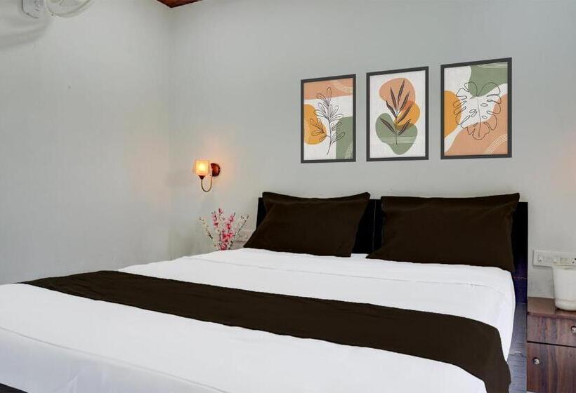 Трехместный Номер Классика, Oyo Birds Valley Resort
