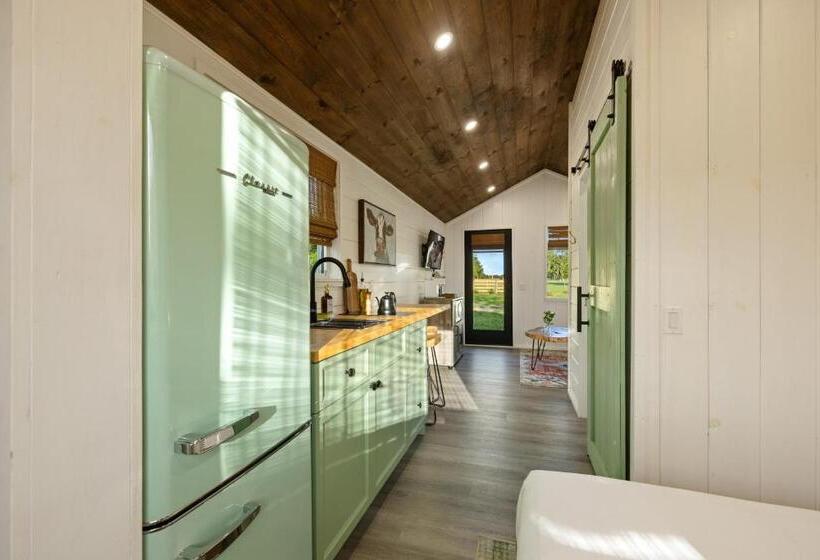 Люкс, Vista Verde Farm Retreat   Stylish Cabins Nearby Springs