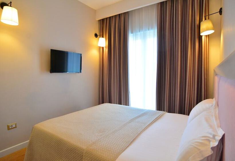 Семейный Номер, Sandy Beach Resort