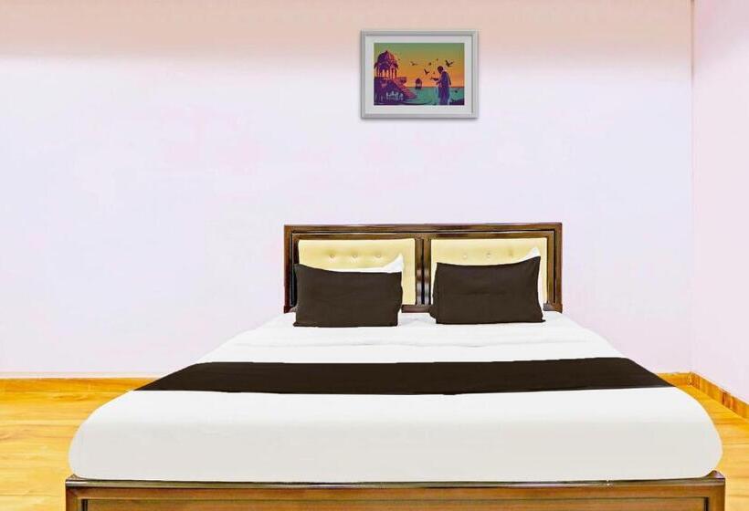 اتاق کلاسیک سه تخته, Super Hotel O Nandhi Inn
