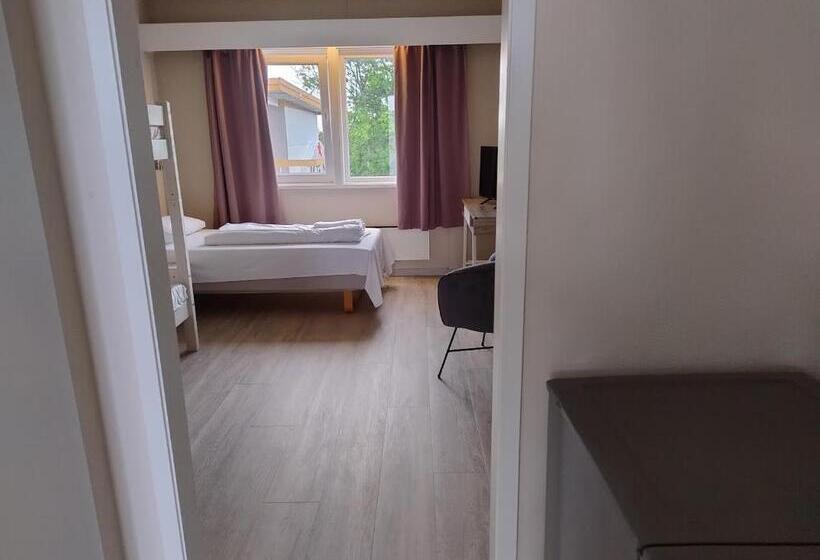 Номер Стандарт Трехместный, Motel Larvik