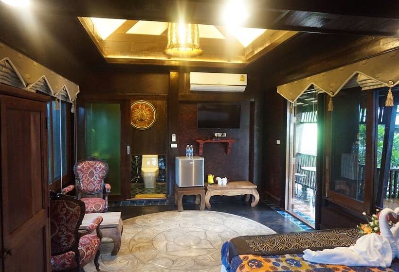 اتاق لوکس, Bantunglom Resort