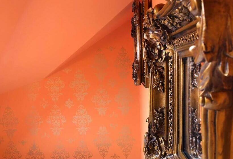 Номер Стандарт, Tulipán Villa Panzió