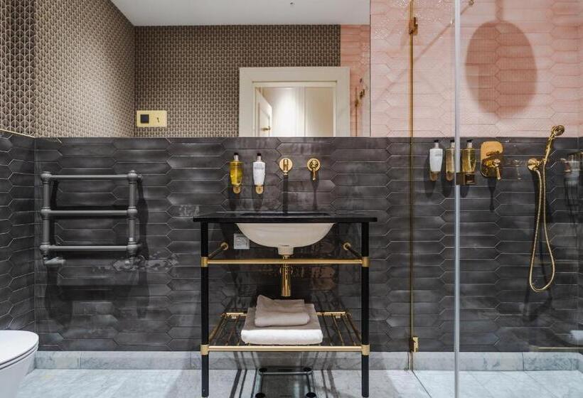 Номер Стандарт, Unicus Palace Old Town   Destigo Hotels