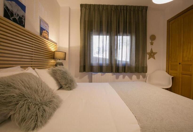 Standard room with outdoor bath, B&b La Lluna