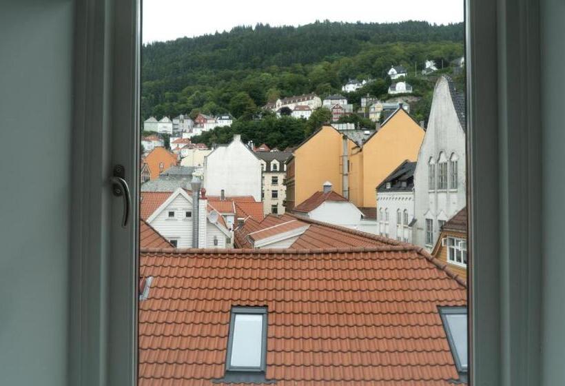 اتاق سوپریور با چشم‌انداز, Magic Hotel Korskirken