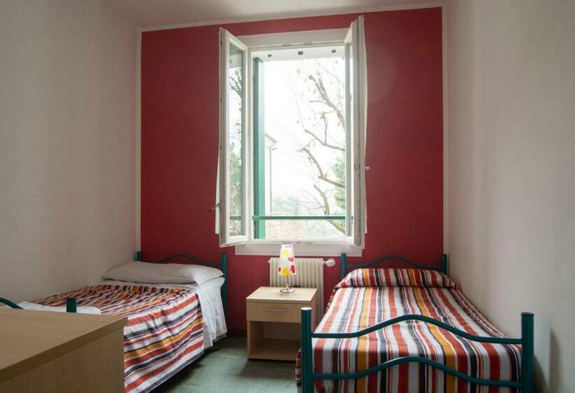 Quarto Estandar, Ostello Bassano Del Grappa