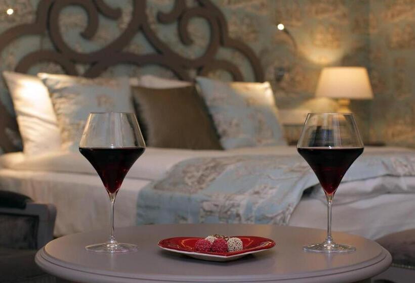 اتاق سوپریور, Relais Le Chevalier