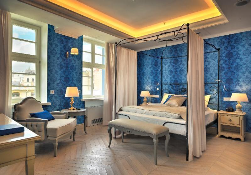 اتاق لوکس, Relais Le Chevalier