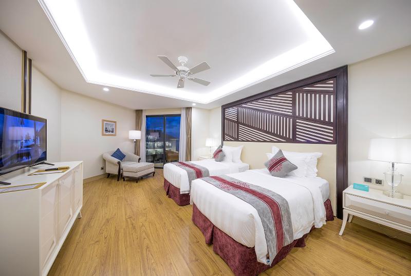 اتاق لوکس با چشم‌انداز دریا, Renaissance Hoi An Resort & Spa