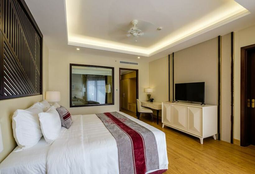اتاق لوکس, Renaissance Hoi An Resort & Spa