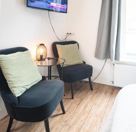 Номер Economy, De Stadsboerderij