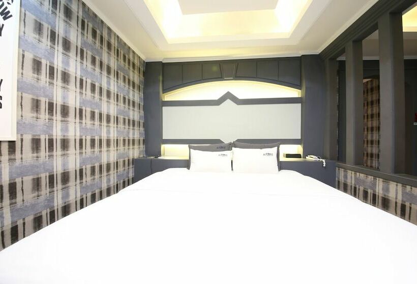اتاق استاندارد, Instar Hotel Yangsan