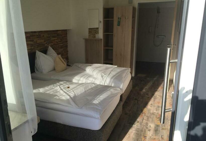디럭스 룸, Burg Rooms   24h Self Check In