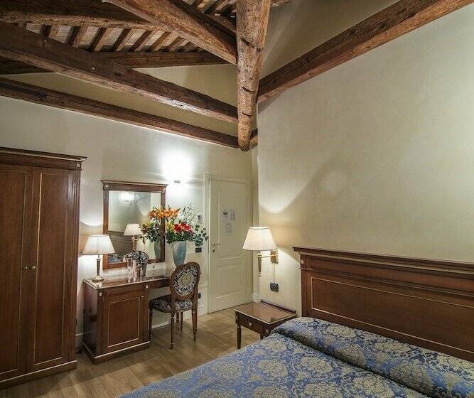 اتاق اکونومی, B&b Le Marie