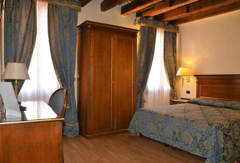 اتاق استاندارد با چشم‌انداز, B&b Le Marie