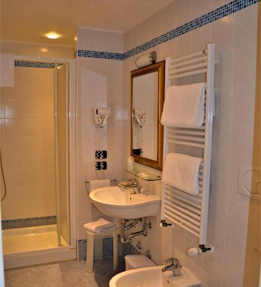 اتاق اکونومی, B&b Le Marie