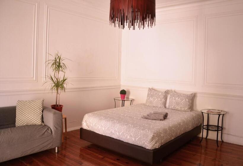 اتاق لوکس با بالکن, Nations Rooms