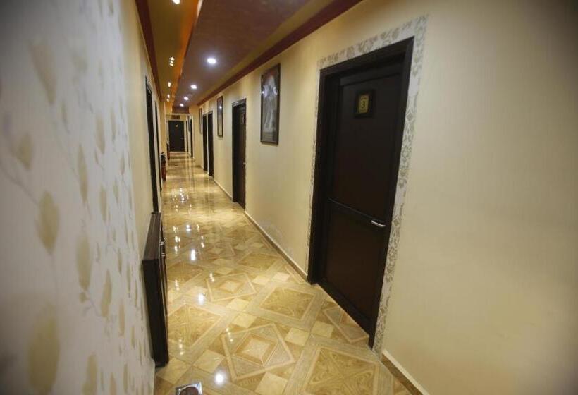 اتاق عادی, Isra