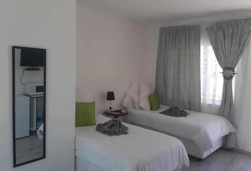 Номер Стандарт, Mentor Guest House