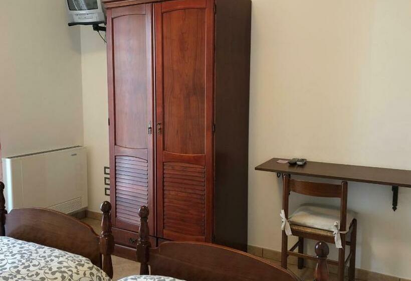 Номер Deluxe Вид на Озеро, Garni Marika