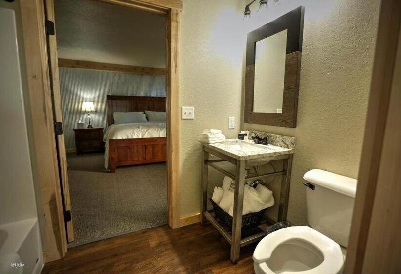 Люкс Deluxe Кровать Кинг, Roam Inn