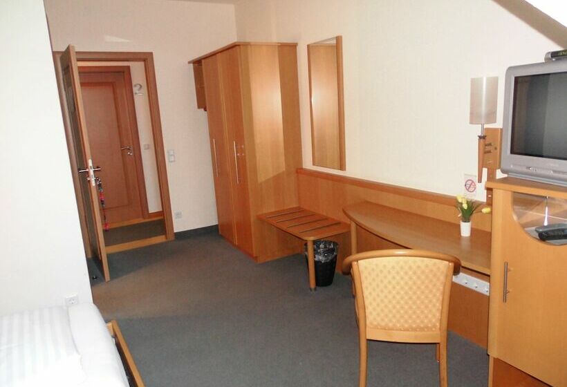 标准三人间, Landgasthaus Hotel Eggert