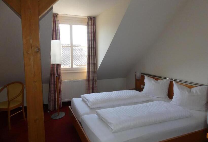 标准三人间, Landgasthaus Hotel Eggert