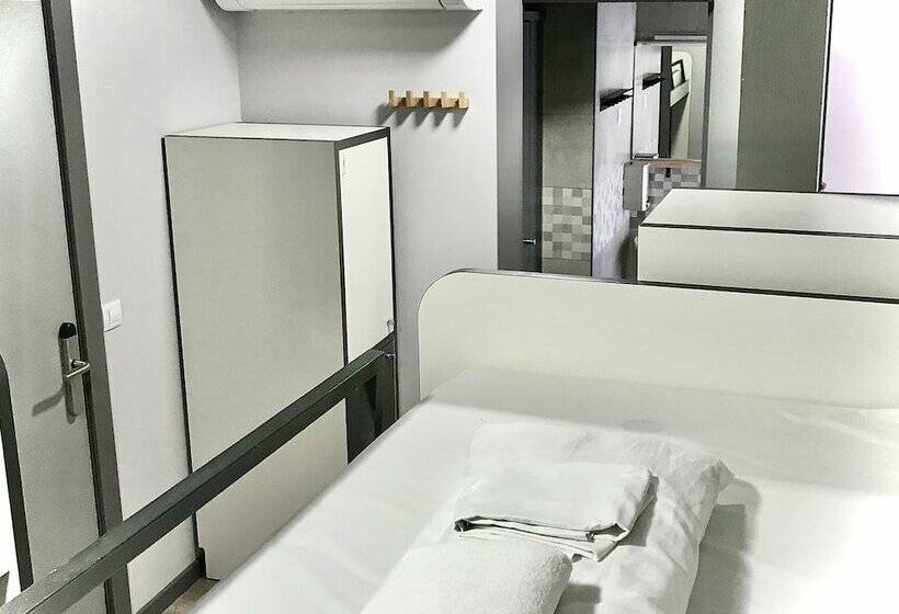 Четырехместный Номер Стандарт, Quartier Bilbao Hostel Casco Viejo