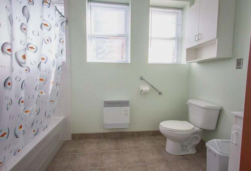 エコノミールーム, Auberge De Jeunesse Magog Orford Hostel