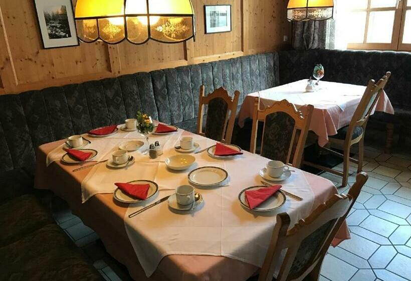 Quarto Estandar, Gasthof Genosko