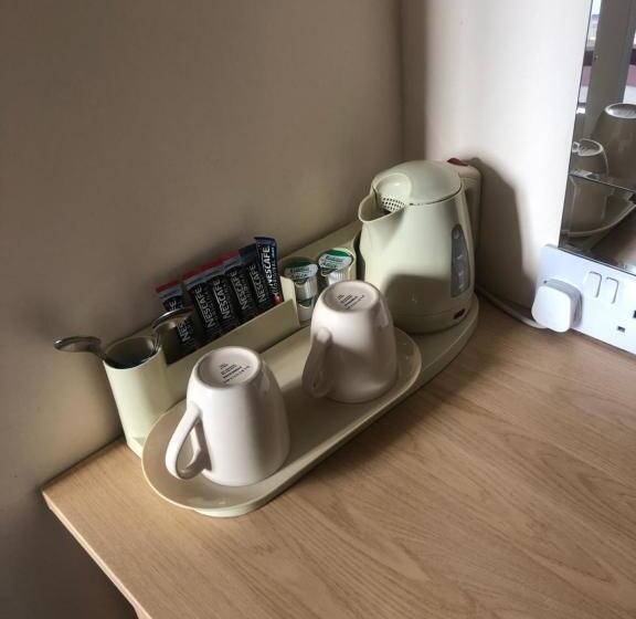 Номер Стандарт, The Flask Inn