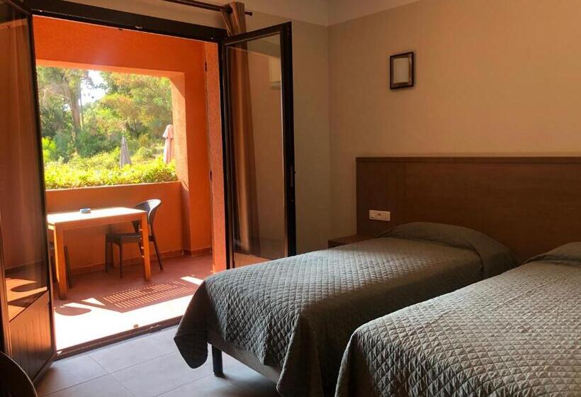 Номер Стандарт, Corsica   Porto Corse