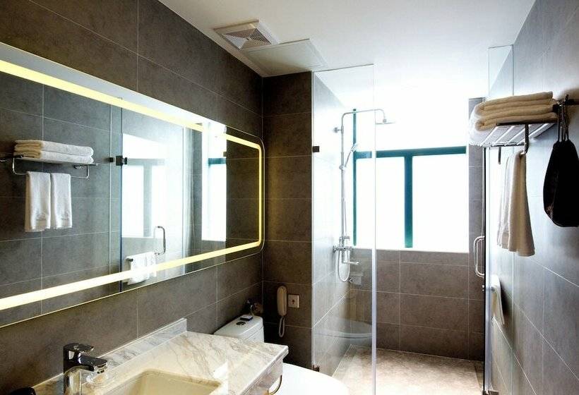 Президентский Люкс, Guangzhou Seaman Hotel Line 2 Jiangnanxi Station