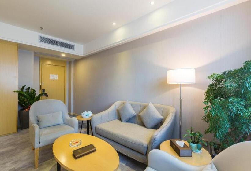 Президентский Люкс, Guangzhou Seaman Hotel Line 2 Jiangnanxi Station
