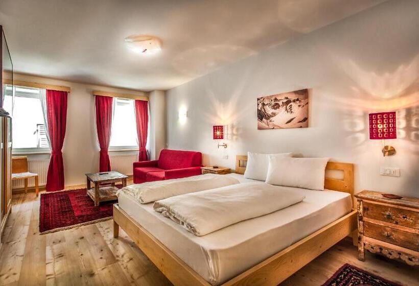 Номер Стандарт, Am Schloss Guest House