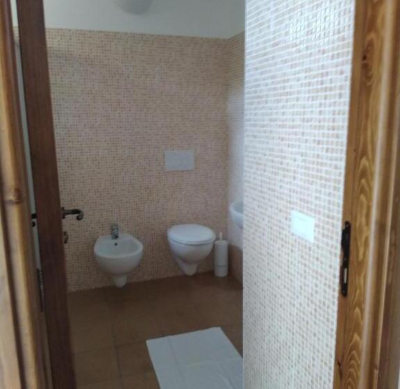 Семейный Номер Совместный Санузел, B&b Da Fiorò