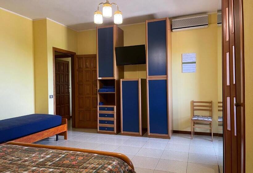 基本三人间, B&b Su Fassoi
