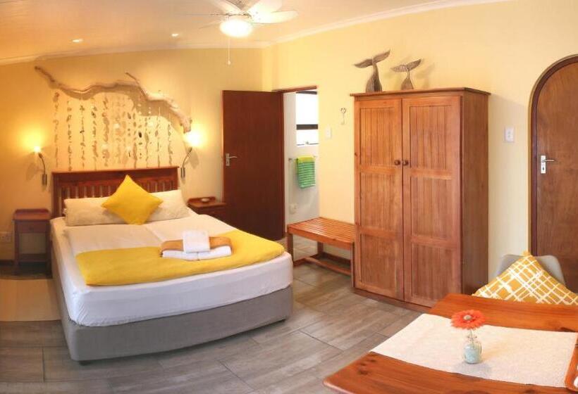Номер Стандарт Внутренний, Avenues Guesthouse