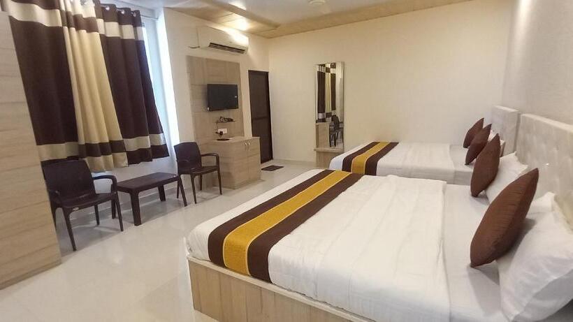 园景标准四人间, Sanjog Resort