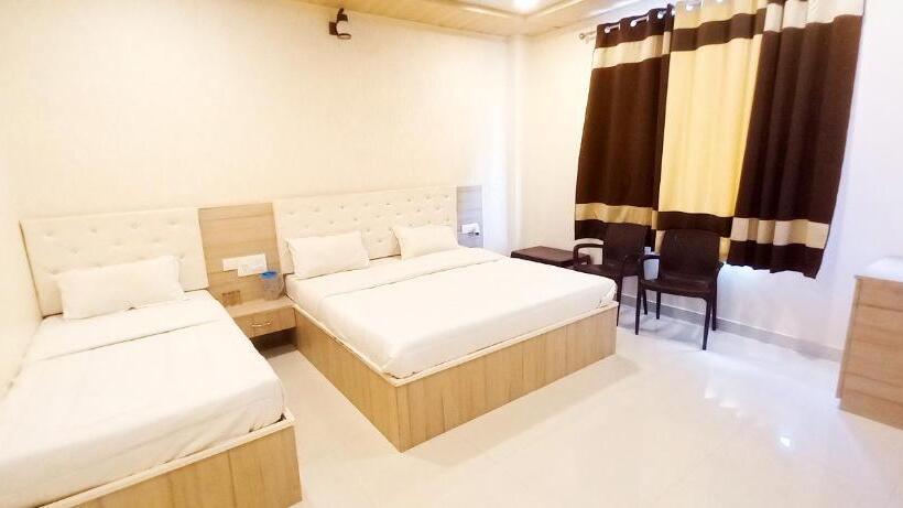 带花园景观的标准三人间, Sanjog Resort