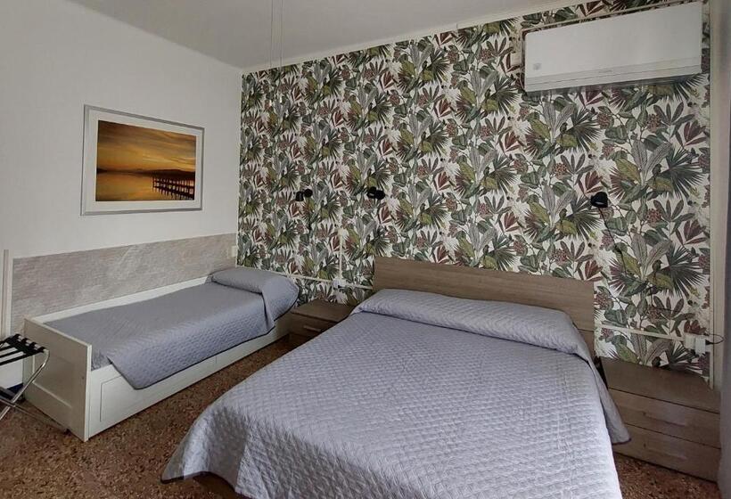 バルコニー付きデラックスルーム, Villa La Lanterna