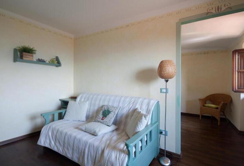 اتاق خانوادگی, B&b La Pulce Dorata