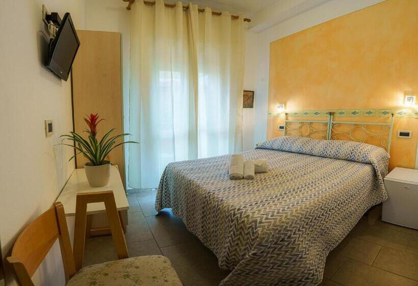 基本间, Albergo La Lampara