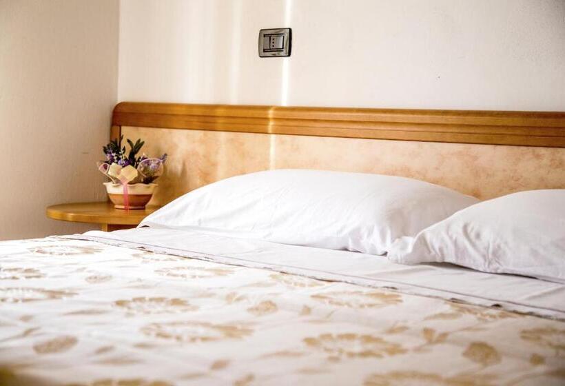 Трехместный Номер Комфорт, Majorca