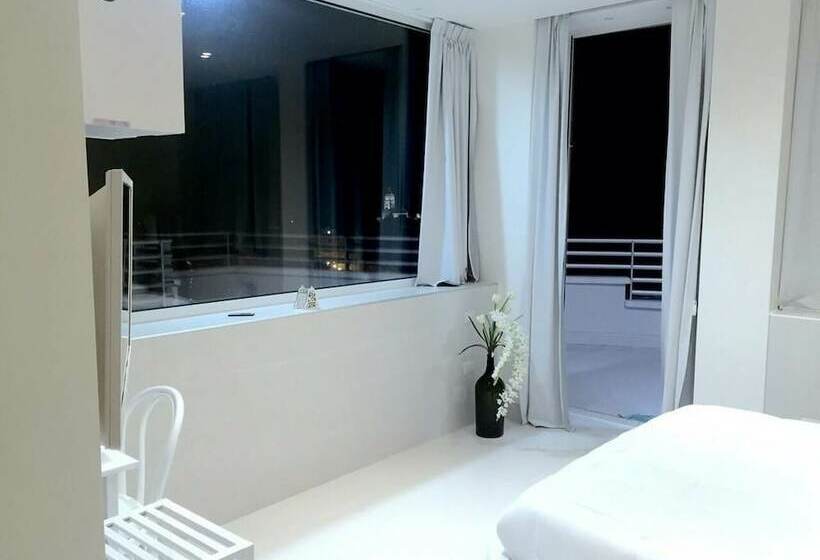 Quarto Triplo Comfort, Luxury Room Rooftop
