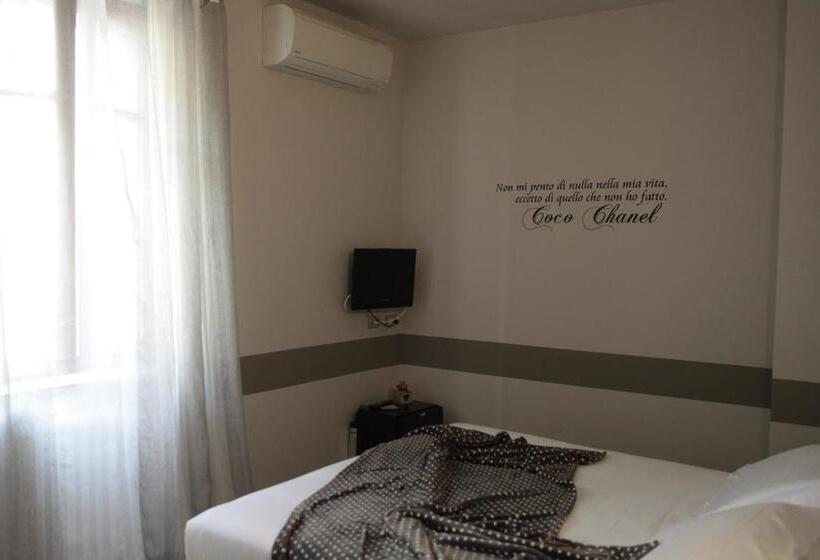 Номер Стандарт, Albergo Al Cacciatore Tortellinando