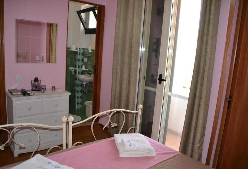 Номер Стандарт, B&b Gi & Giò