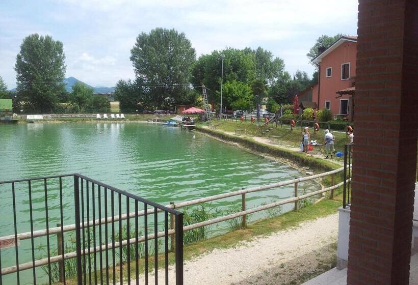 1 Bedroom Apartment Lake View, Laghetto Ai Portici