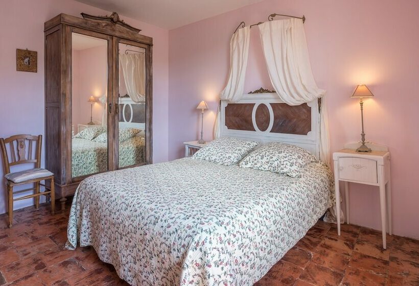Номер Стандарт, Le Relais De Tamaroque